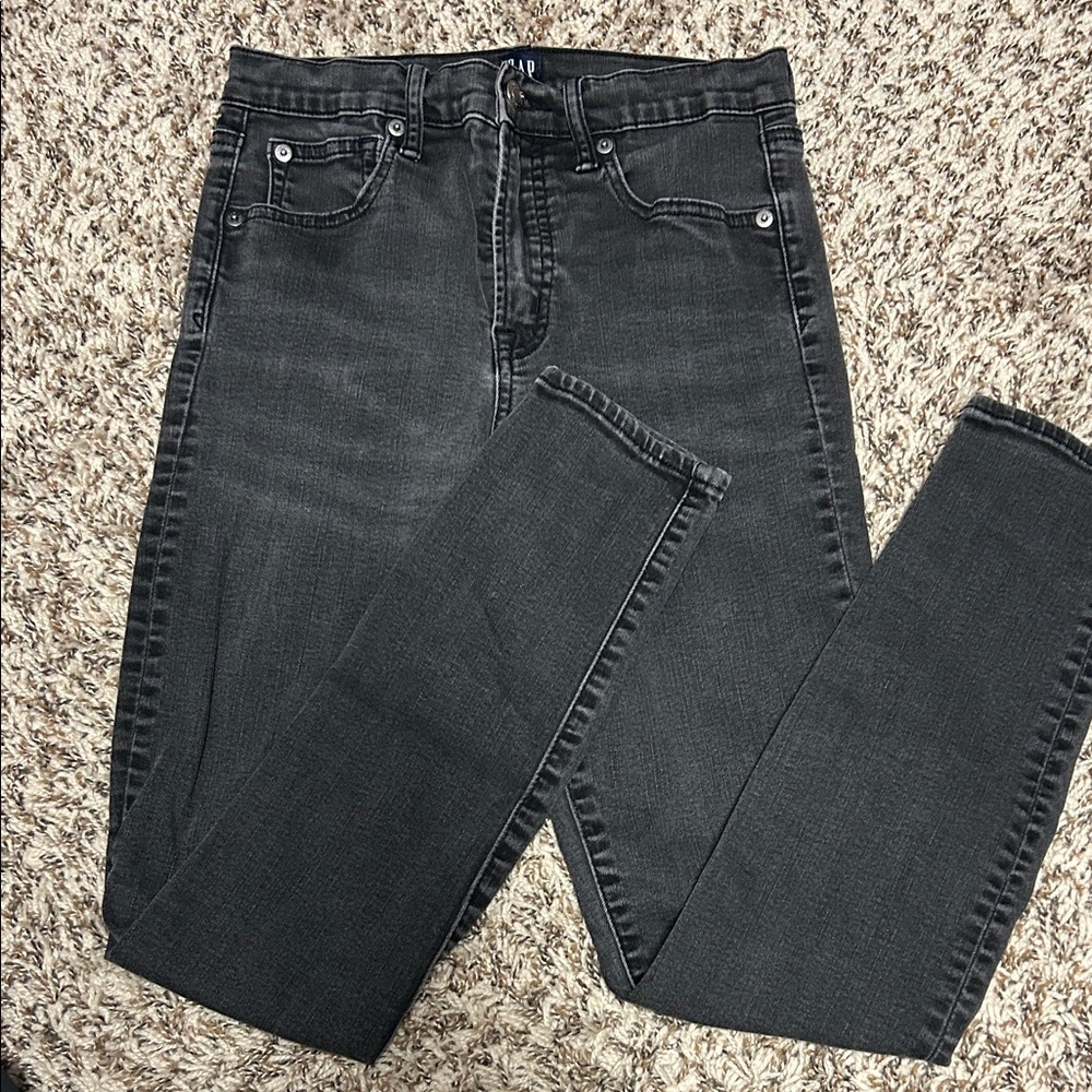 Gap True Skinny jeans 27